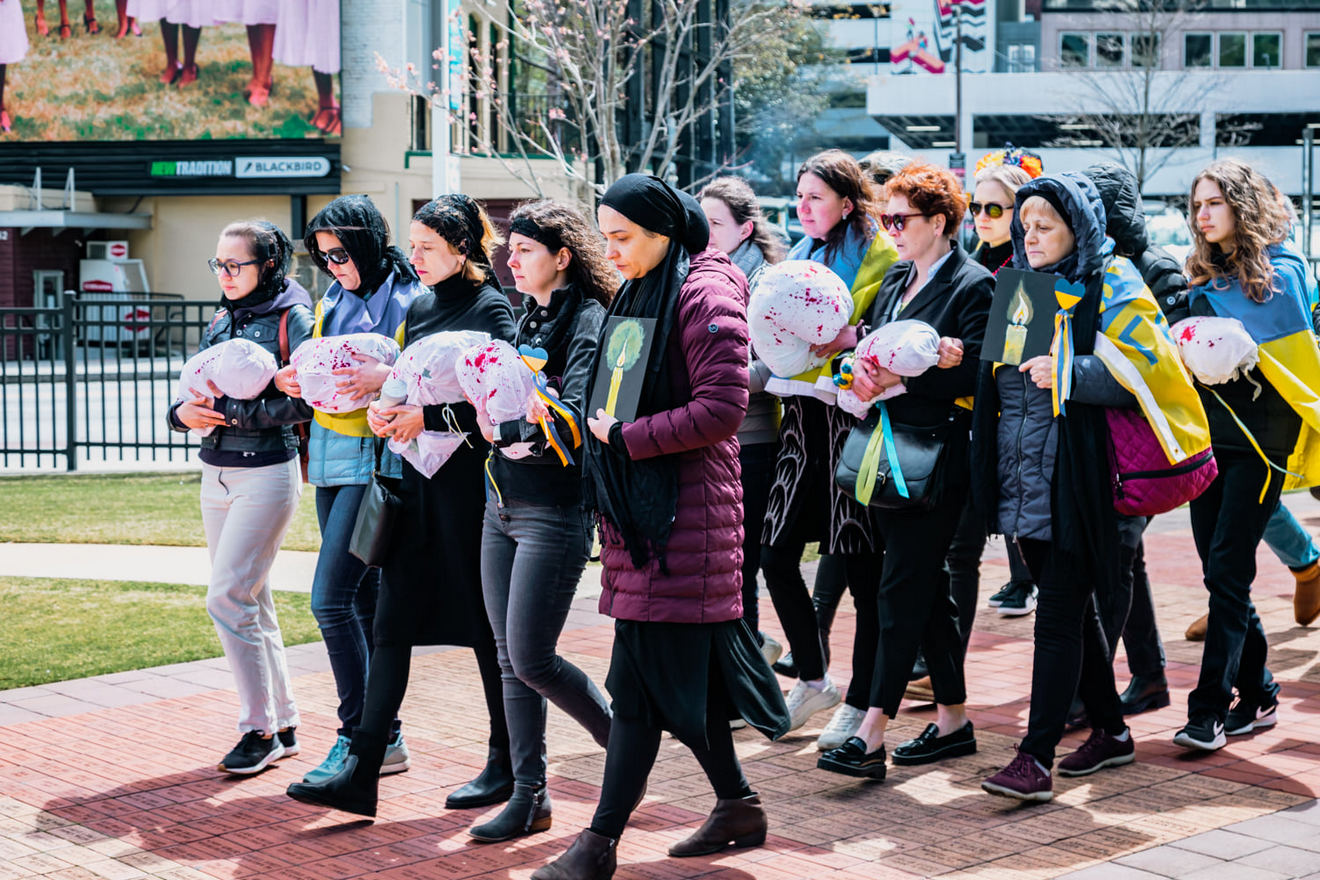 Марш Матерів у країнах Європи та Америки (фоторепортаж)
